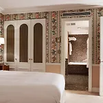 Norman & Hotel 5*