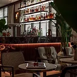 Norman & Hotel 5*