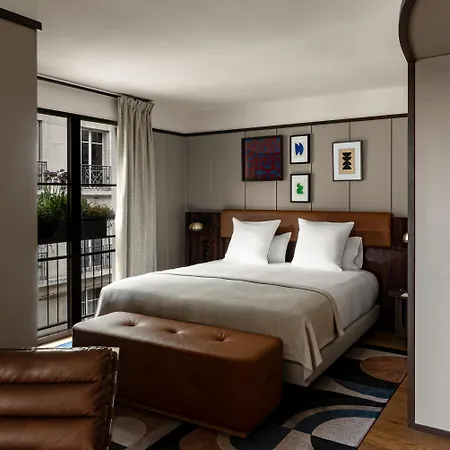 Norman & Hotel París