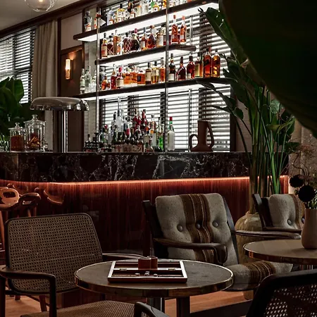 Norman & Szálloda 5*