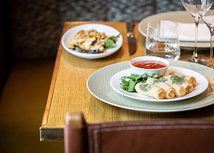 Norman & Hotel Paris