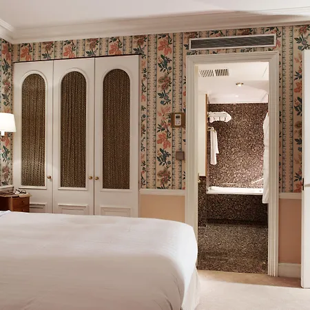 Norman & מלון 5*