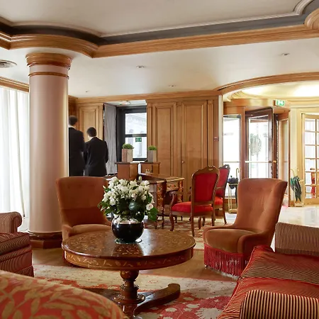 Norman & 5* פריז